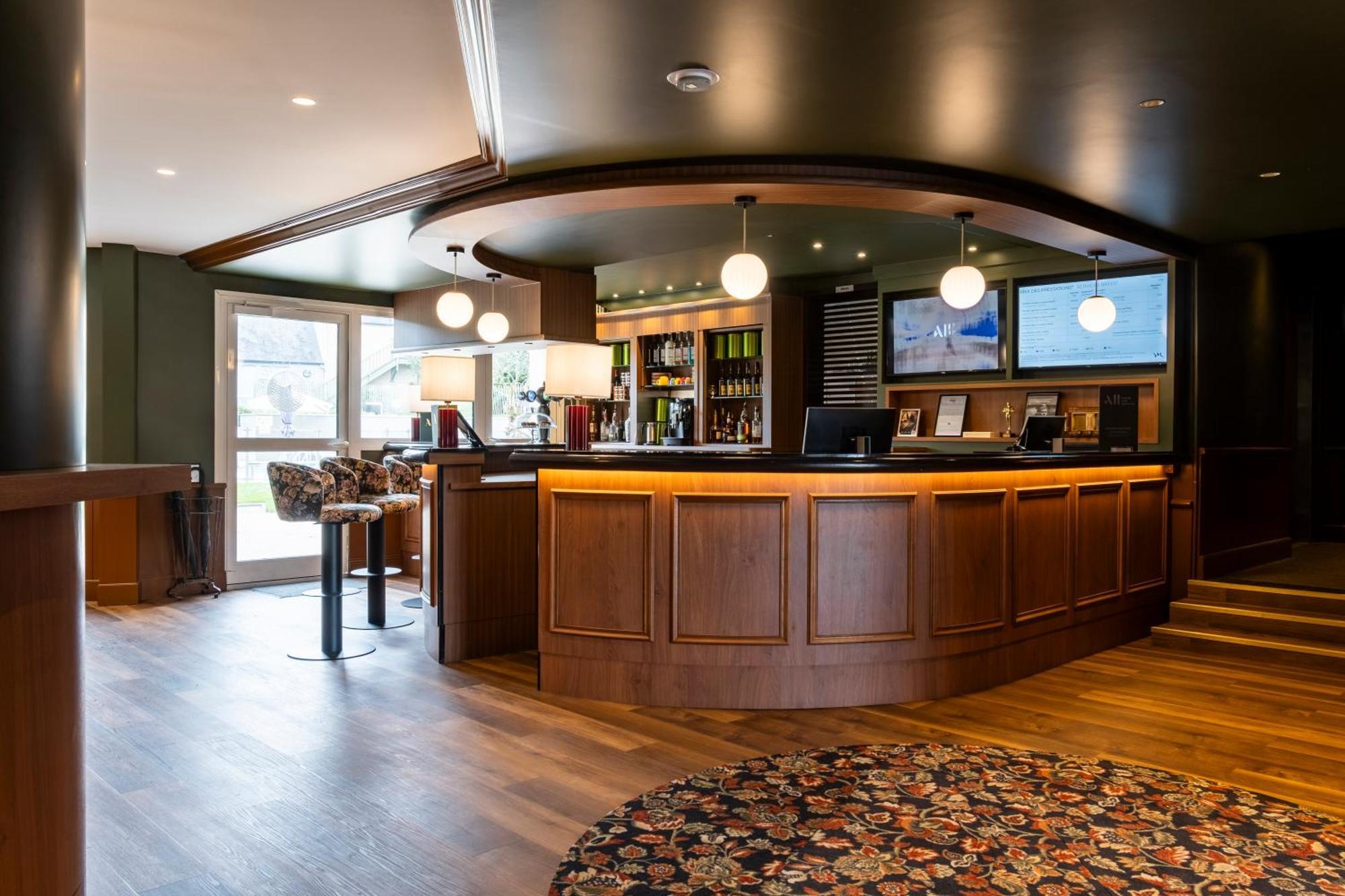 Mercure Bayeux Omaha Hotel