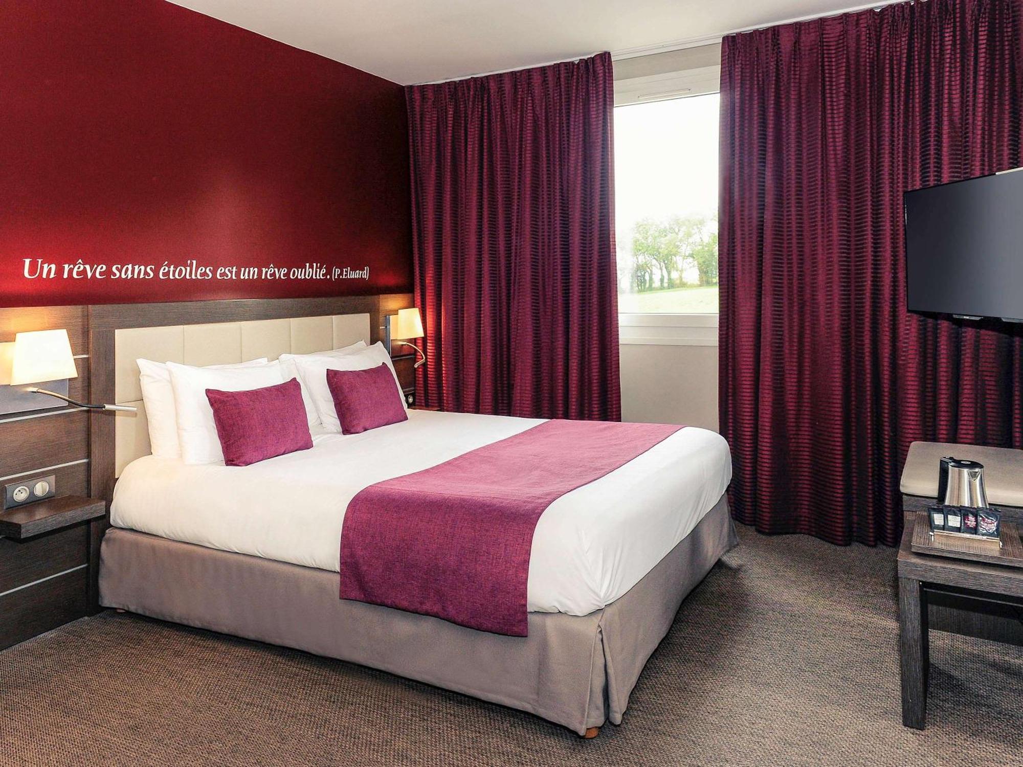 Mercure Bayeux Omaha Hotel Port-en-Bessin-Huppain